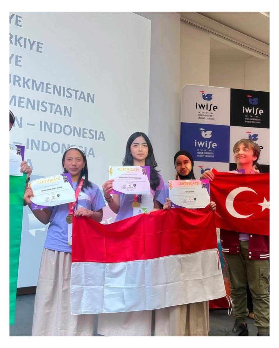 Aira anak Tommy Kurniawan dan Tania Nadira