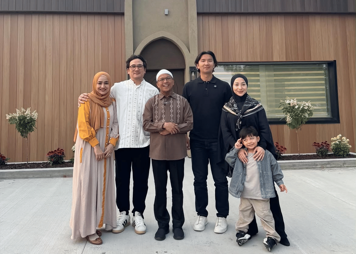 10 Publik Figur yang Jago Baca Al-Qur'an, Ada Indra Priawan