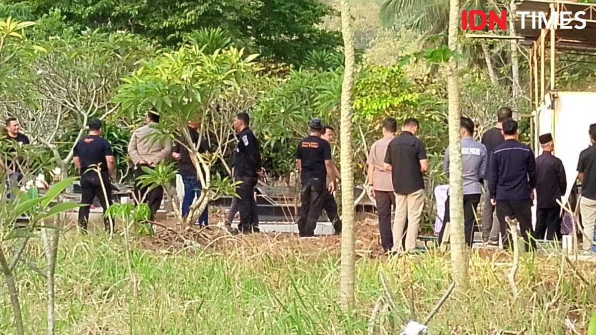 Polisi Persiapkan Ekshumasi Makam Sutrimo di Banyumas, Keamanan Ketat 