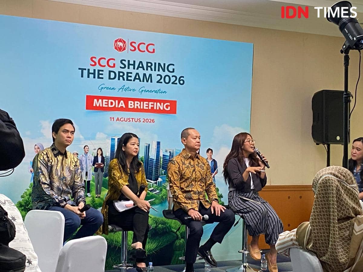 Lulita Sauman (Lulu) membagikan pengalaman sebagai penerima beasiswa SCG Sharing the Dream 2025 dalam sebuah acara.