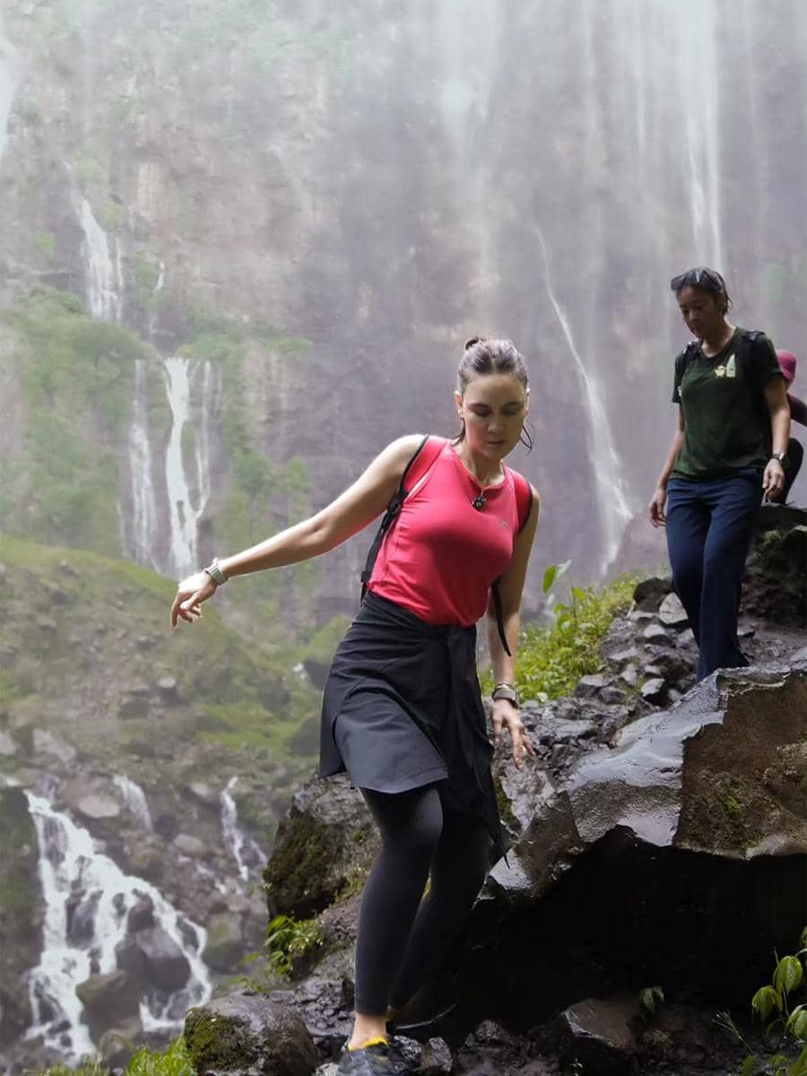 inspirasi OOTD sporty look ala Luna Maya