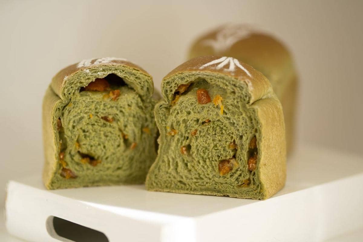 illustrasi kreasi japanese milk bread matcha