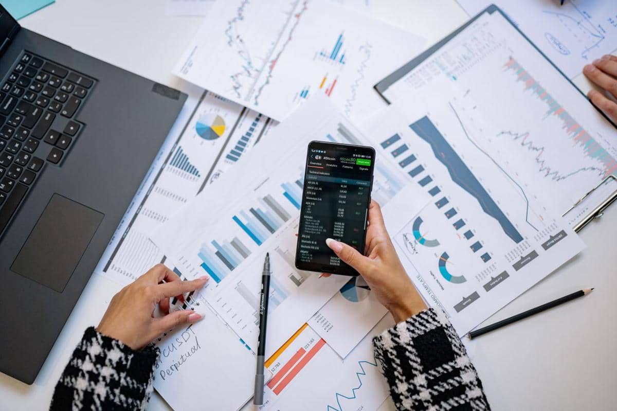 5 Kesalahan Membaca Laporan Keuangan sebelum Membeli Saham