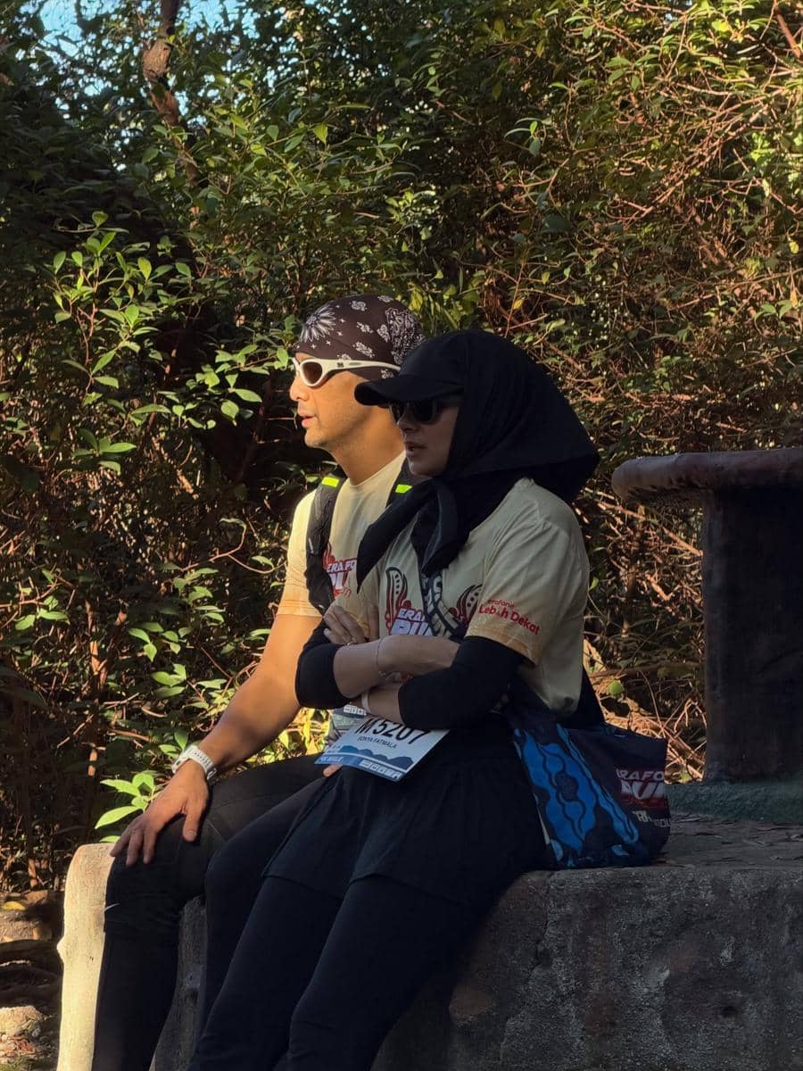 Hengky Kurniawan dan Sonya Fatmala ikut event trail run