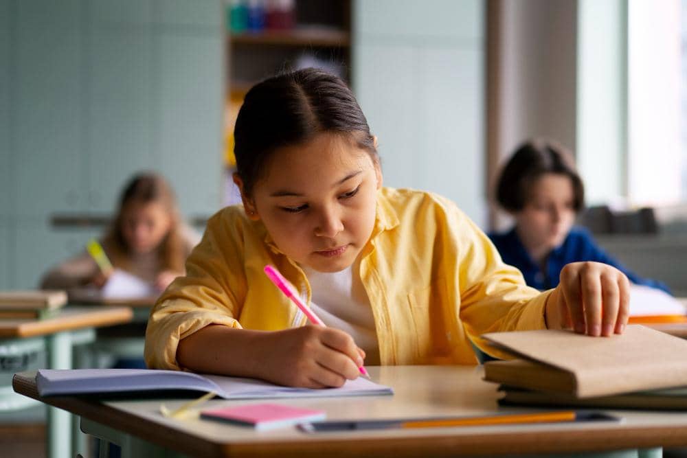 Sekolah di New York Batasi Penggunaan Gawai dan AI Bagi Siswa