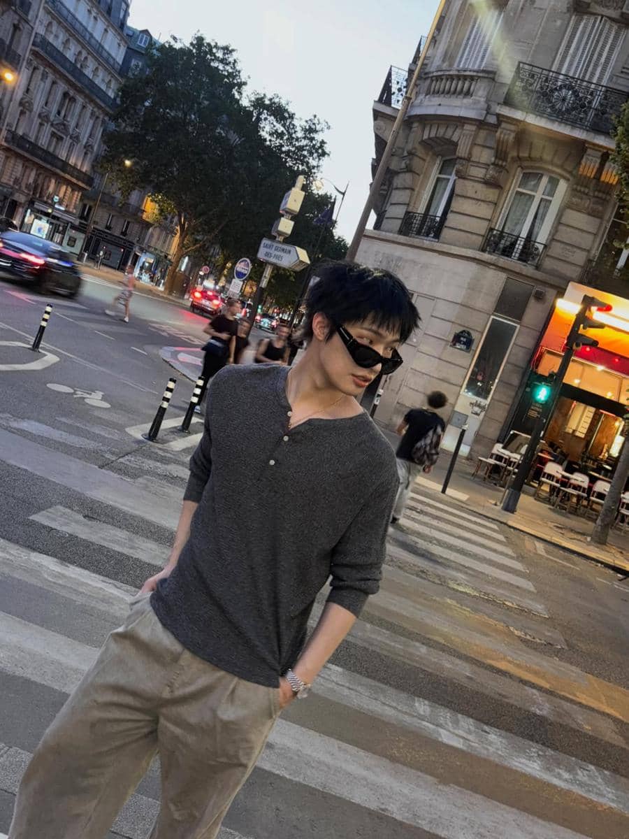 OOTD kacamata hitam ala Mingi ATEEZ