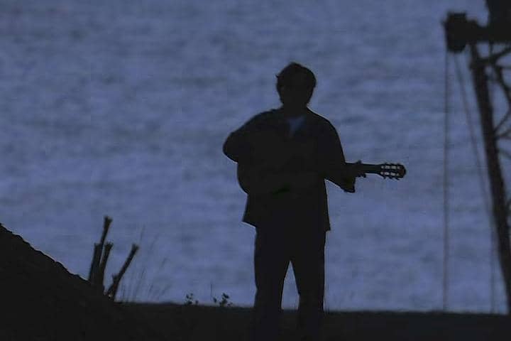 cuplikan video lirik lagu babo milik wave to earth