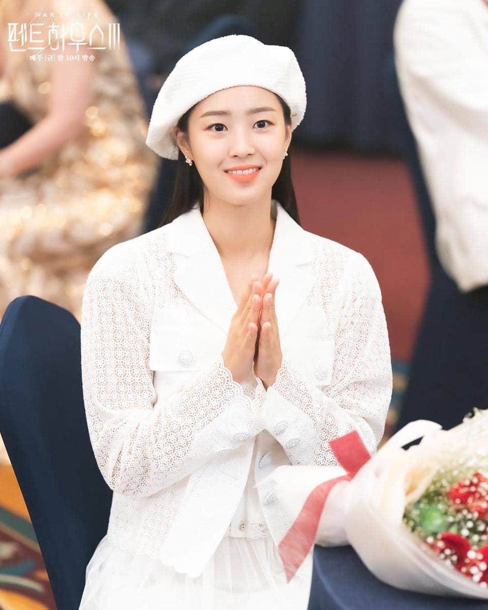 Choi Ye Bin di drama The Penthouse