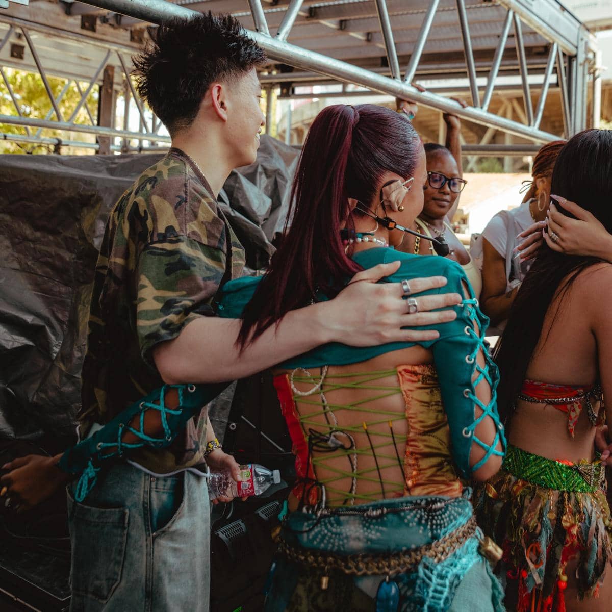 Rich Brian dan Esther No Na berpose bersama dalam potret yang dibagikan melalui akun Instagram Brian Imanuel.