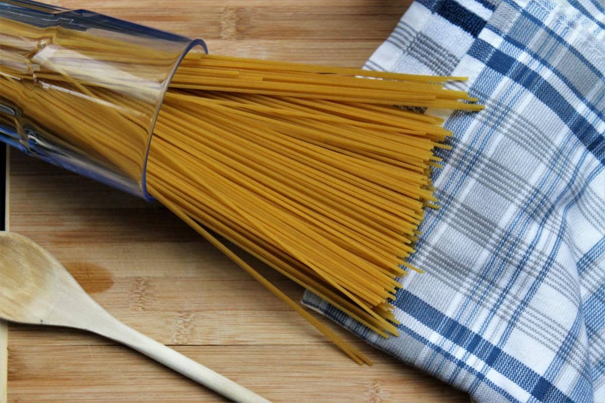 Ilustrasi pasta sebagai hidangan makanan untuk melengkapi informasi kuliner dan resep berbahan dasar pasta.