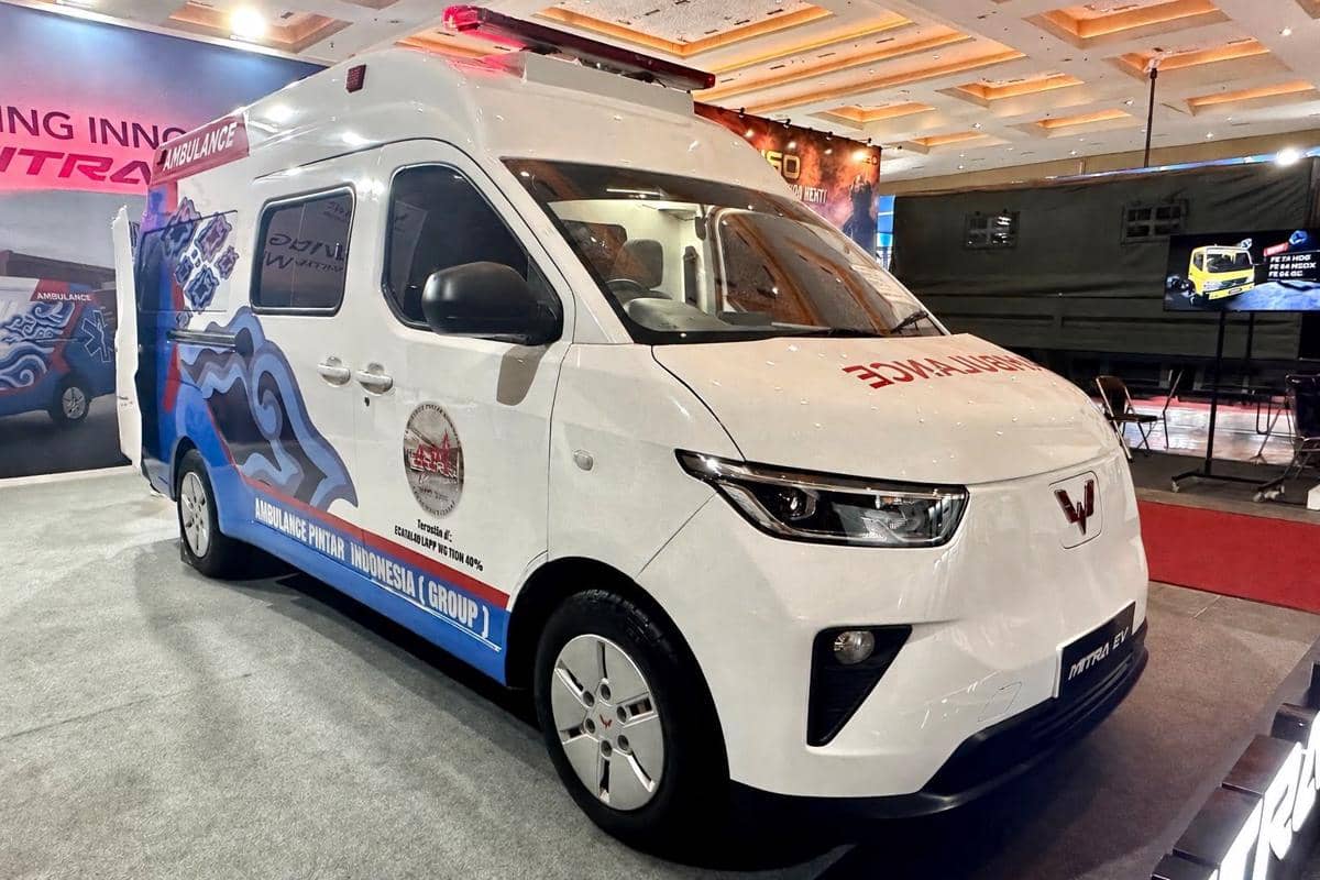 Wuling Pamerkan Mitra EV Ambulans di EDRR Indonesia 2026