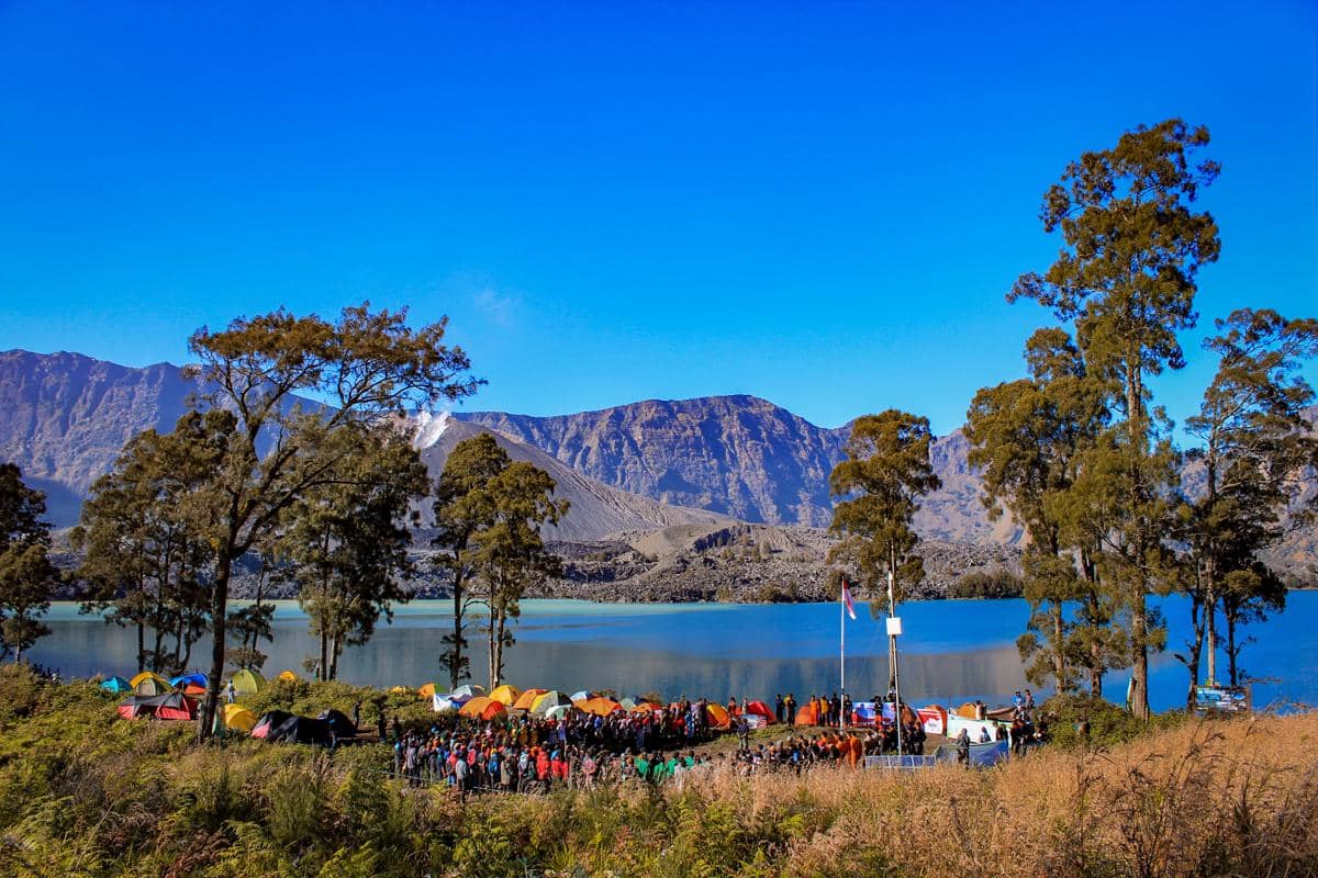 Mendaki Rinjani saat 17 Agustus? Ini 5 Tips agar Pendakian Tetap Aman