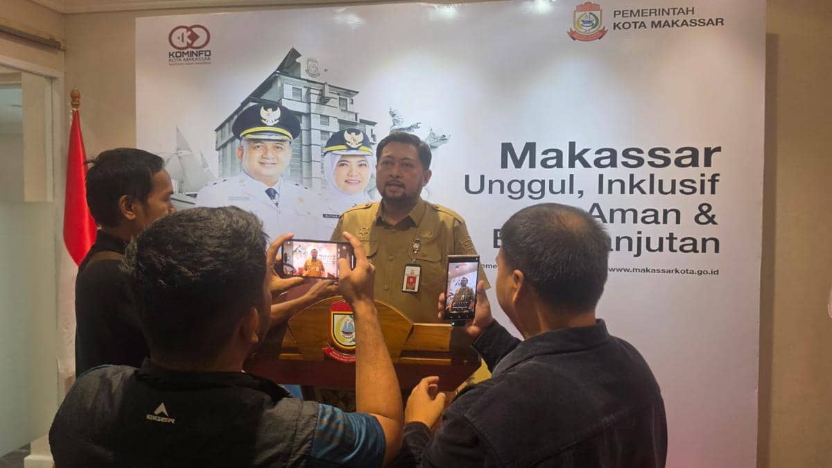 Bapenda Larang Reklame Insidentil di 12 Ruas Jalan Kota Makassar
