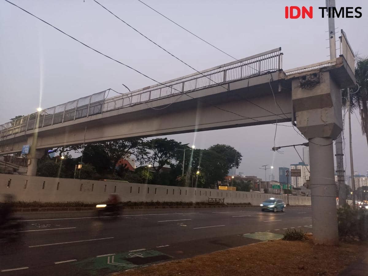 Misteri Tangga JPO Senayan Raib, Arsip IDN Times Ungkap Perbedaan