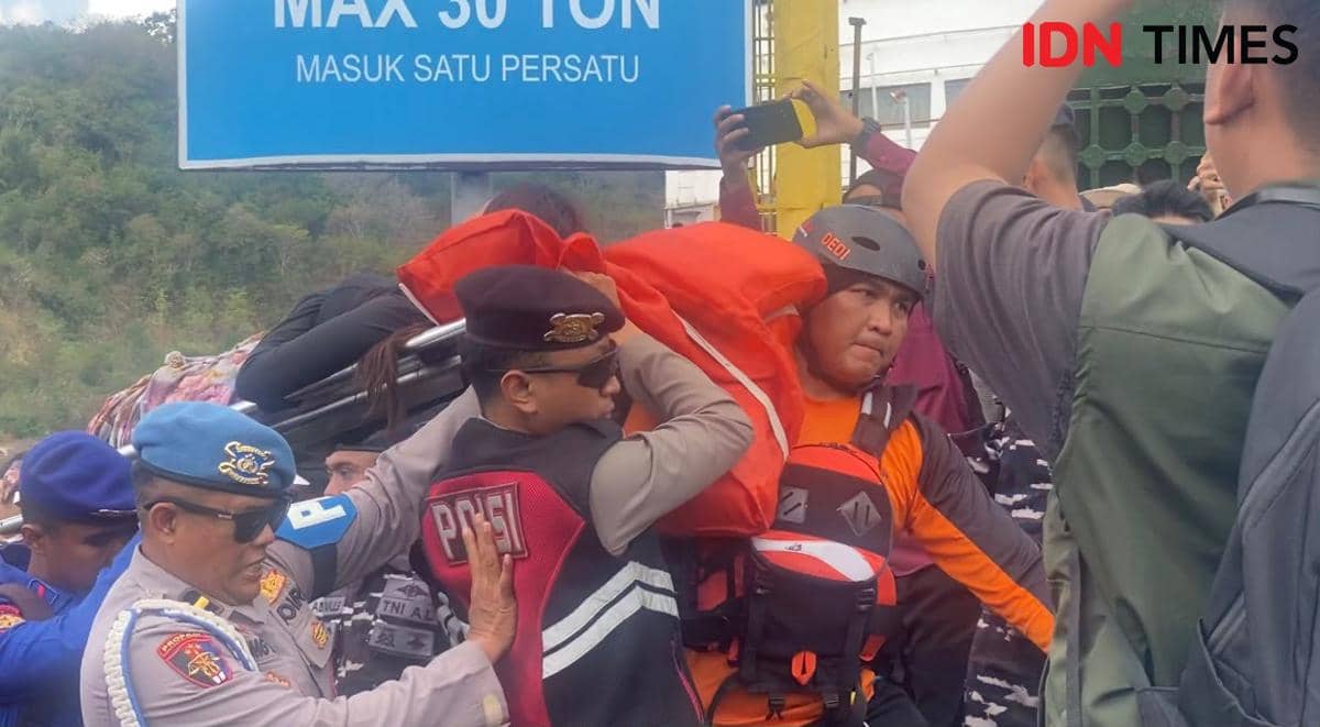 Menhub: KNKT Investigasi Penyebab Terbakarnya KMP Putri Yasmin