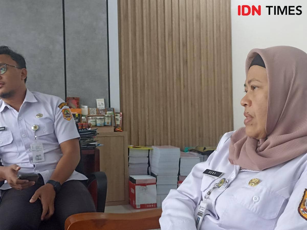 Pelaksana Tugas Kepala Dinkop UMKM Jateng Dessy Arijani bersama jajaran menjelaskan manfaat KDMP KKMP.