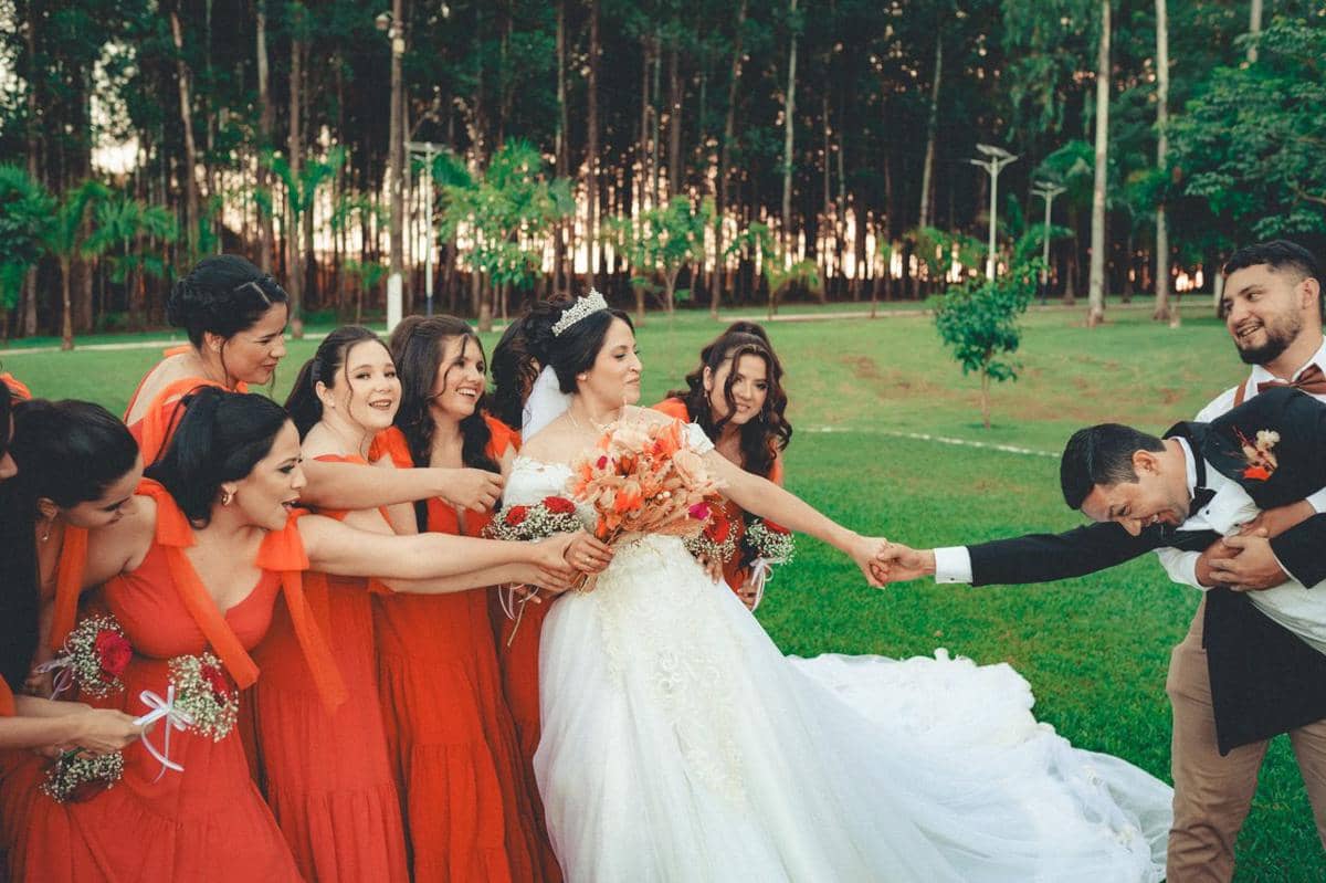 Nikah Intim atau Resepsi Besar? 5 Perbedaan Ini Wajib Kamu Pertimbangkan