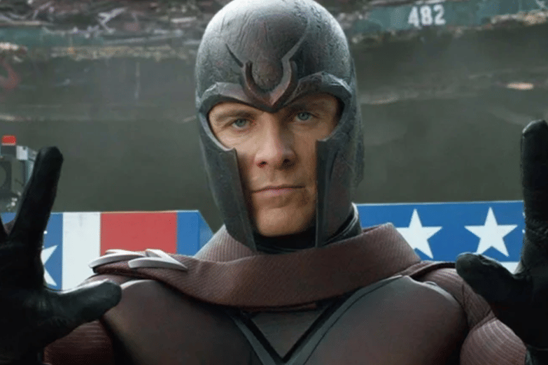Michael Fassbender sebagai Magneto
