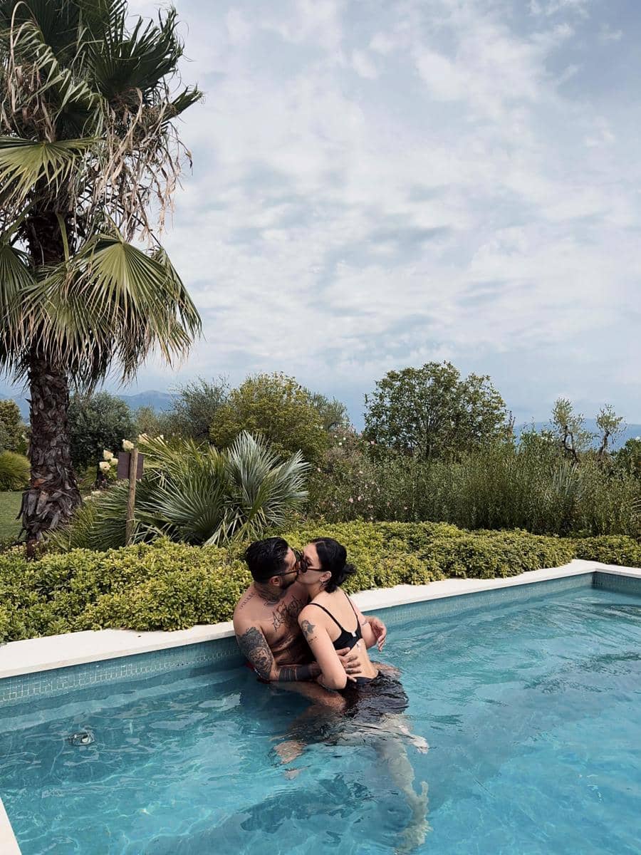 Onadio Leonardo dan istri liburan di Kota Salò