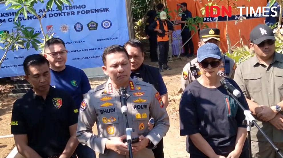 Ekshumasi Sutrimo, Polisi Sebut Tim Forensik Periksa Secara Menyeluruh