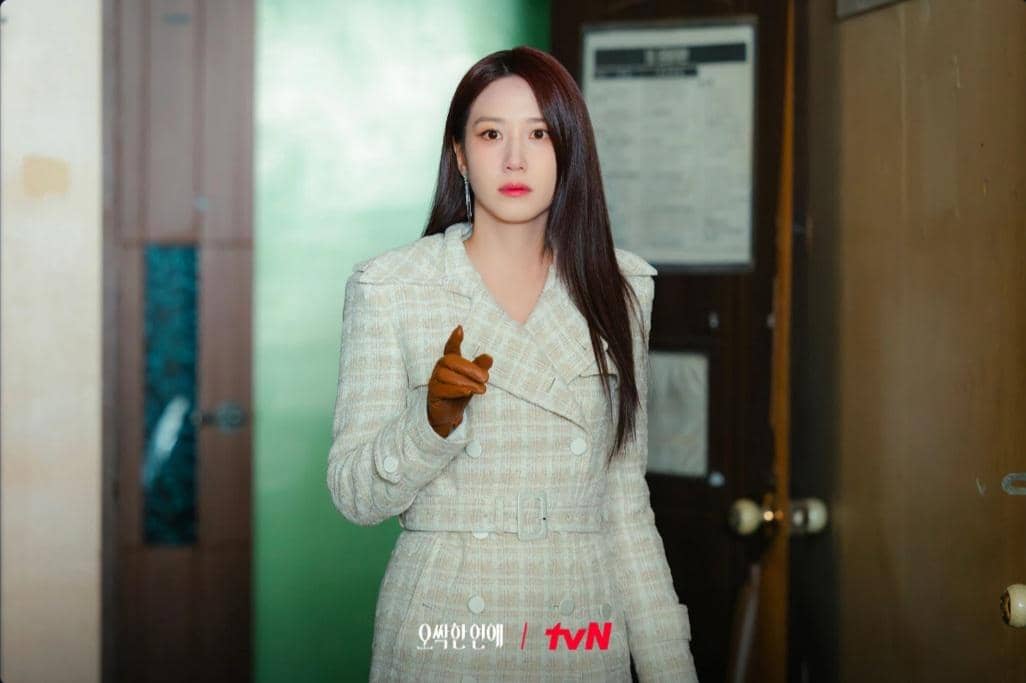 3 Makna Sarung Tangan Bagi Cheon Yeo Ri di Spooky in Love, Personal?