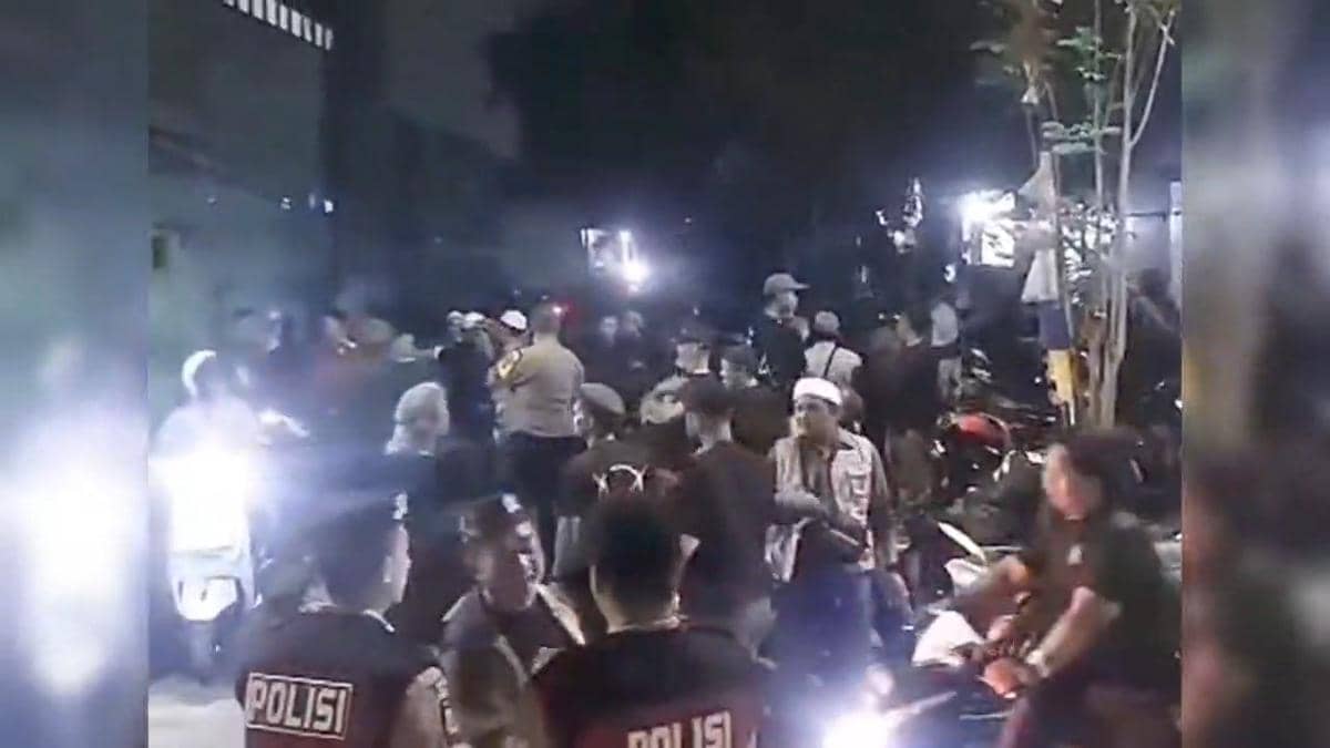 Ratusan Orang Datangi Rumah di Bekasi Kasus Hafal Al-Qur'an Dapat Miras