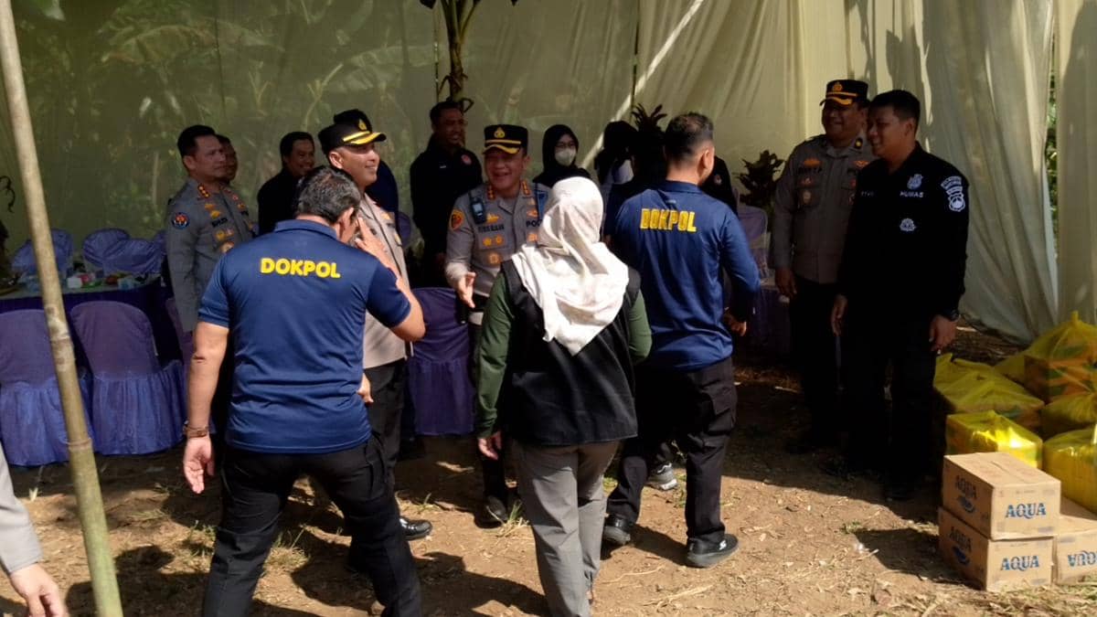Proses ekshumasi jenazah Sutrimo di Banyumas, Rabu (12/8/2026). (IDN Times/Cokie Sutrisno)