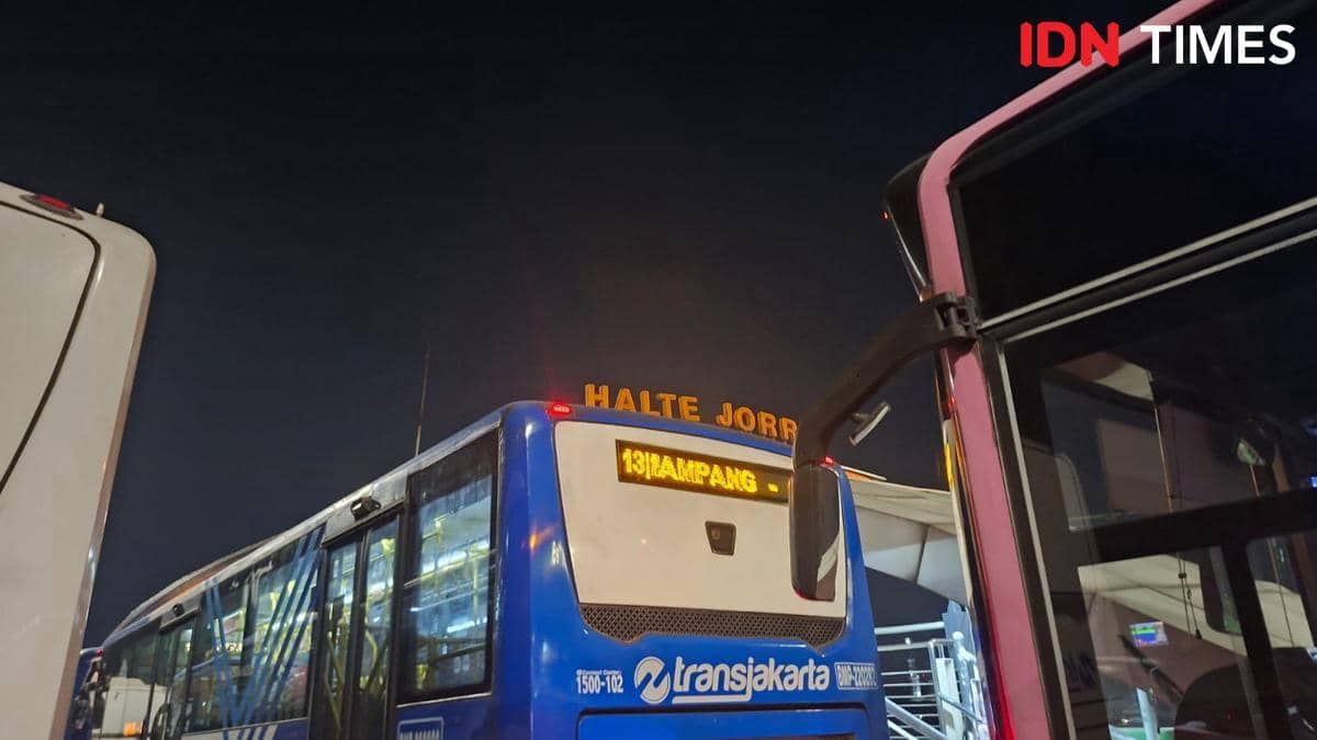 Bus TJ Mogok di Petukangan, TransJakarta: Sekarang Sudah Normal