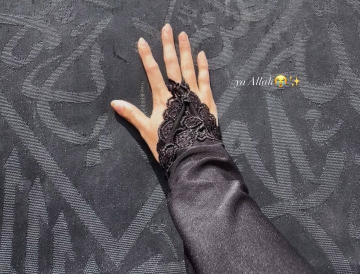 potret Ummi Quary umrah kedua kali