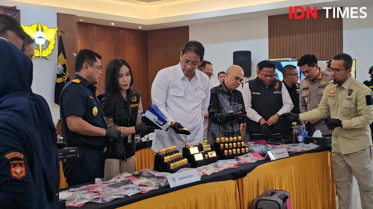 Tambang Ilegal Diduga Suplai Penyelundup Emas ke Luar Negeri