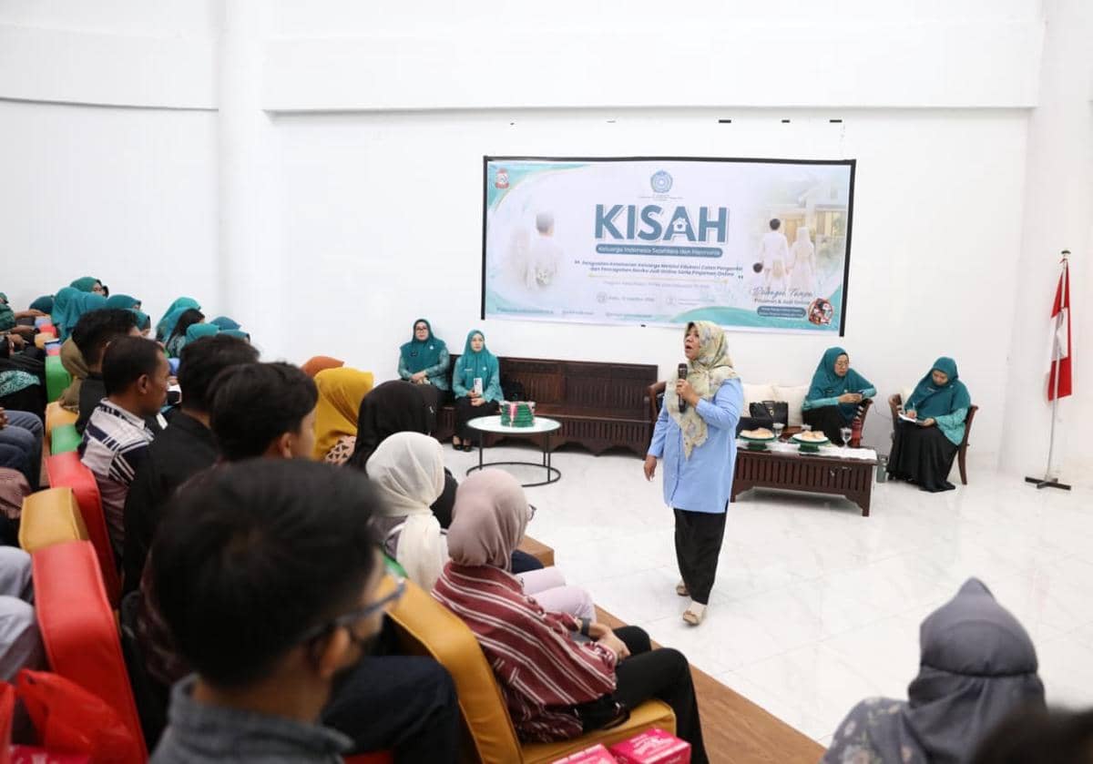 PKK Makassar Bekali Calon Pengantin Cegah Jerat Pinjol dan Judi Online