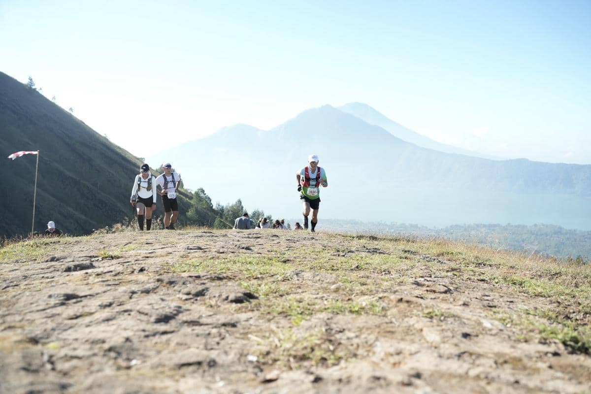 ilustrasi trail run