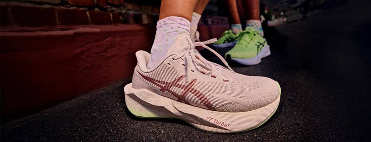 Perbedaan ASICS Novablast 6 dan 5, Apa Saja Pembaruannya?