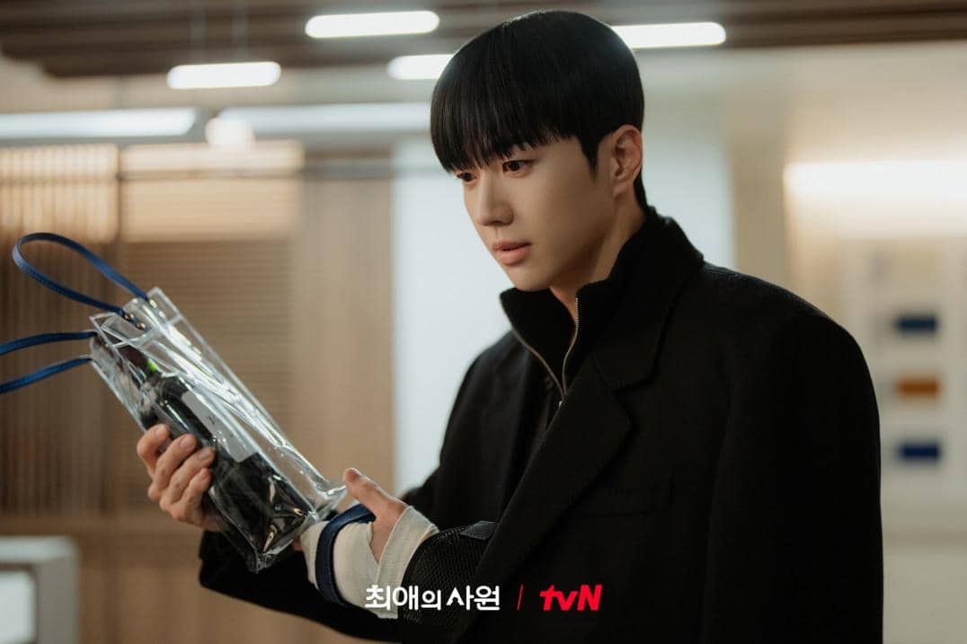 still cuts drama My Bias, My Boss