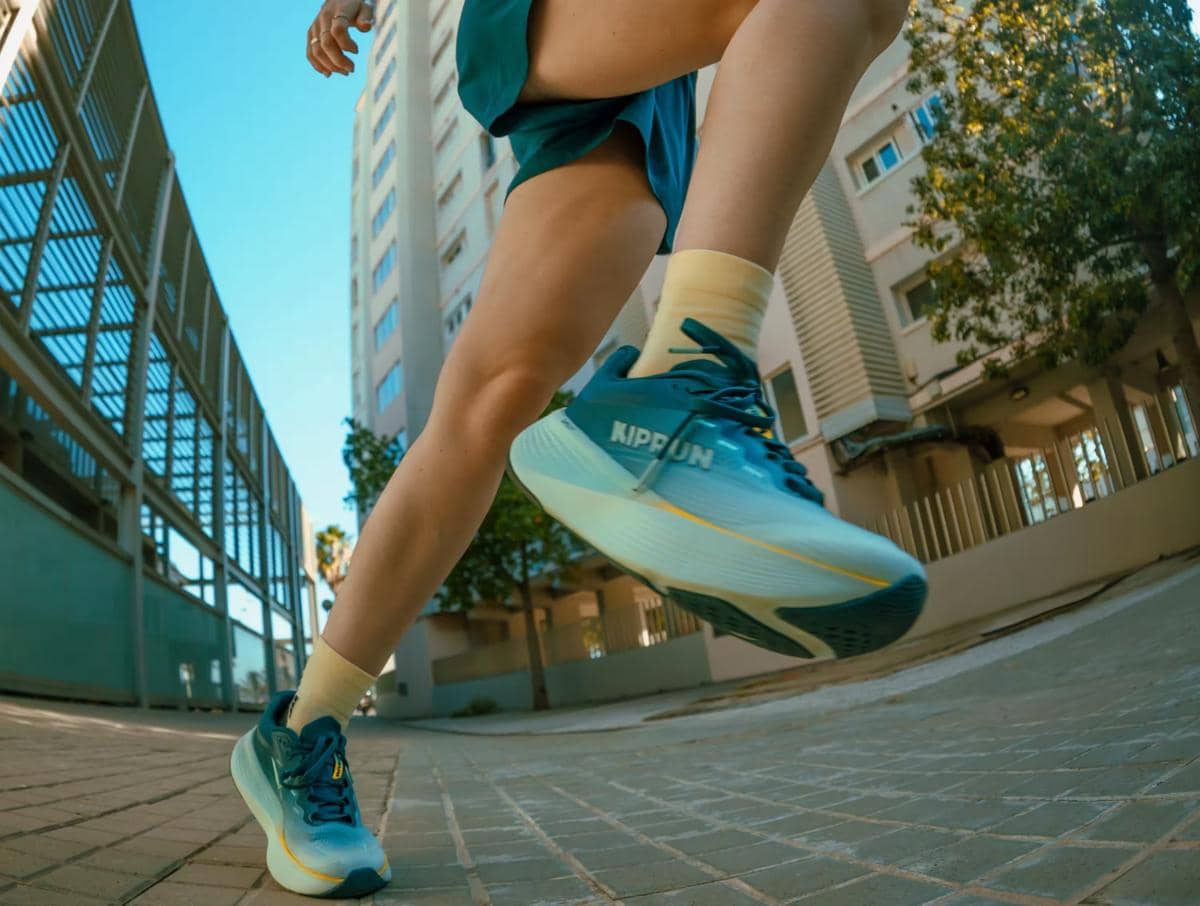 5 Sepatu Lari Kiprun Terbaik untuk Berbagai Macam Latihan