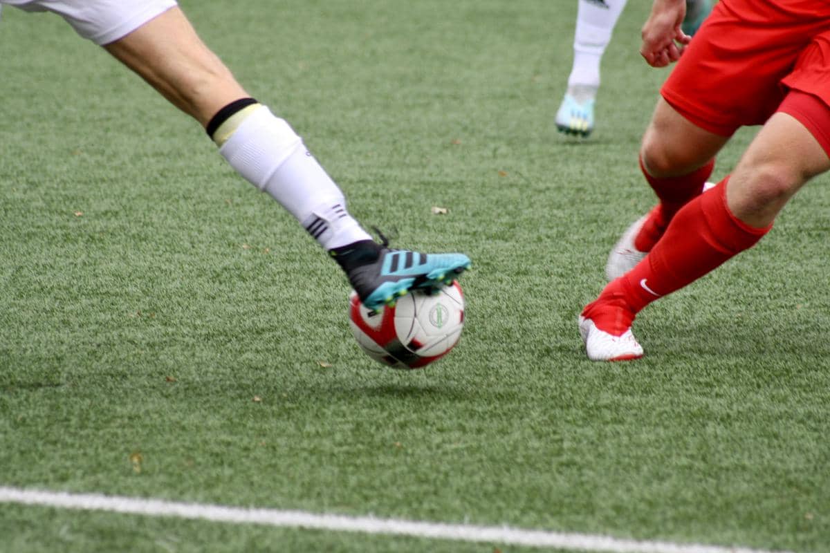 Apa Itu Double Movement dalam Sepak Bola? Ini Cara dan Manfaatnya