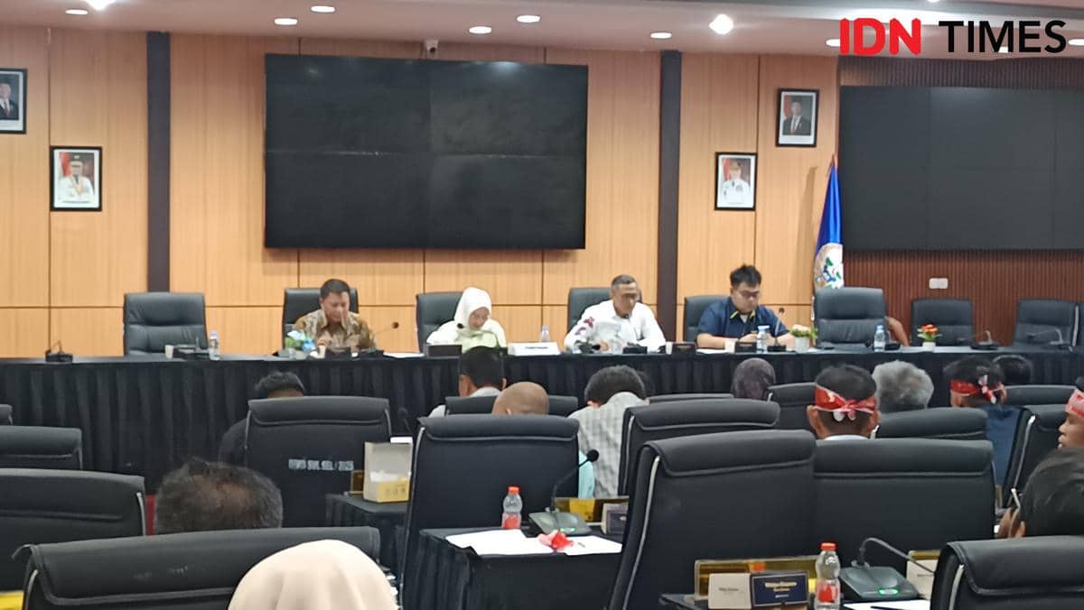 Pabrik Pakan Diminta Tahan Harga hingga Telur Tembus Rp24 Ribu