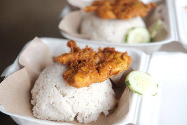 ilustrasi ayam penyet
