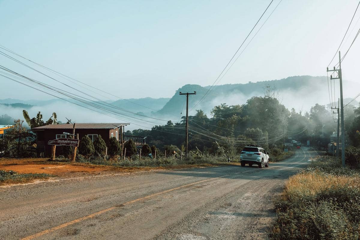 ilustrasi jalanan Hong Son Loop, Thailand