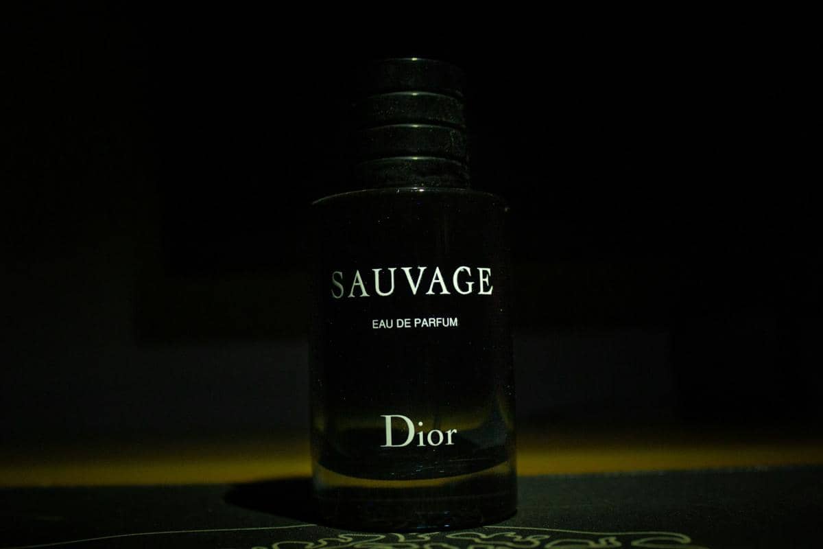 ilustrasi designer perfume