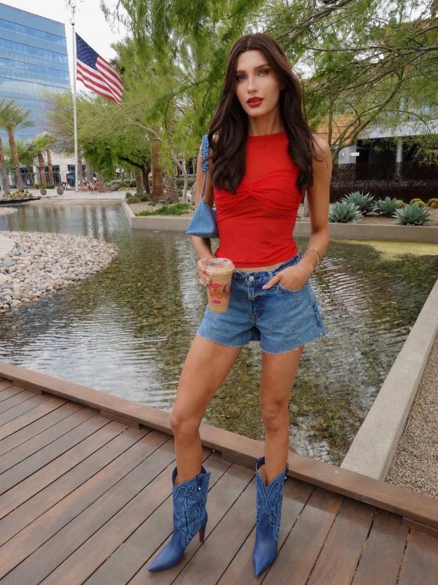potret Mary Sickler, Miss World Amerika Serikat 2026