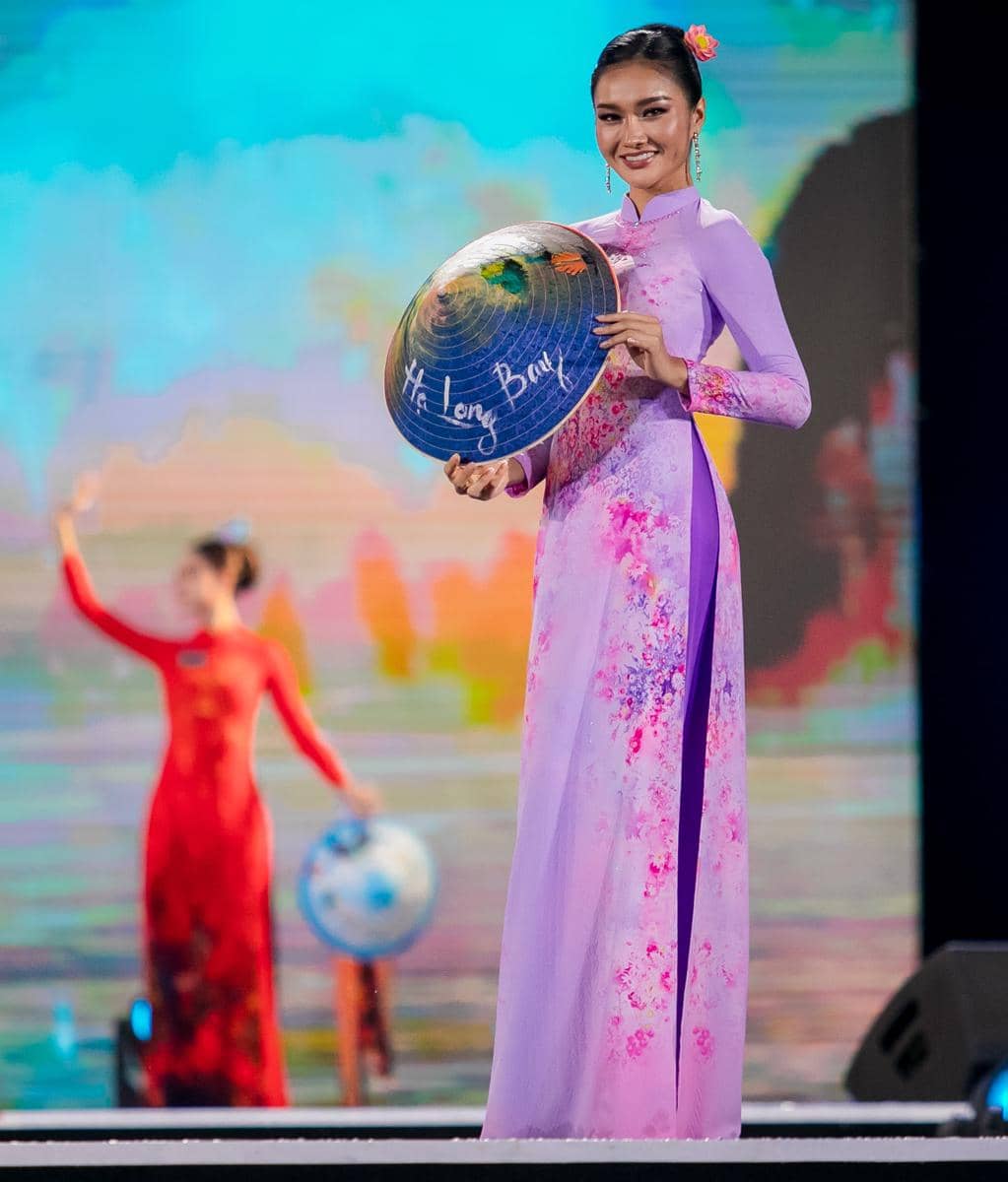 Miss Thailand di Opening Ceremony Miss World 2026