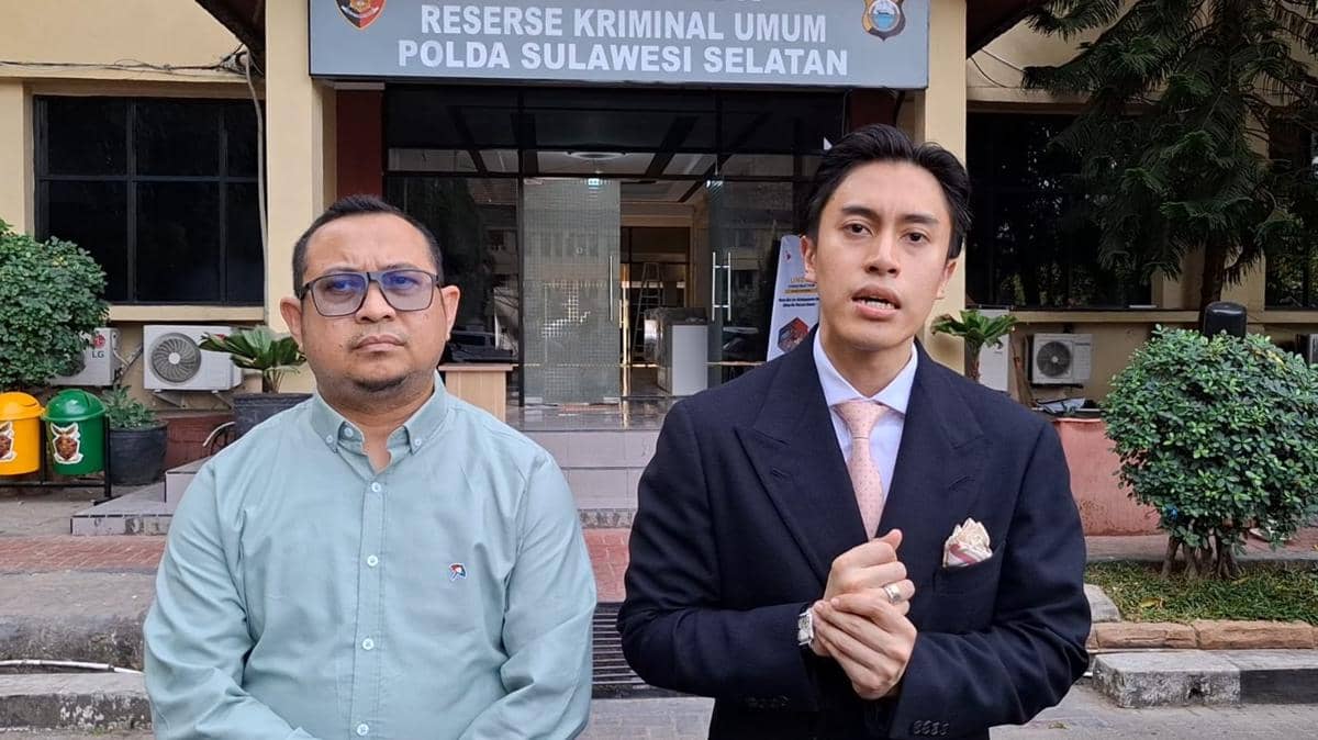 Muhammad Khaerul Aco (kiri), mantan suami Bupati Gowa Sitti Husniah Talenrang. (IDN Times/Darsil Yahya)