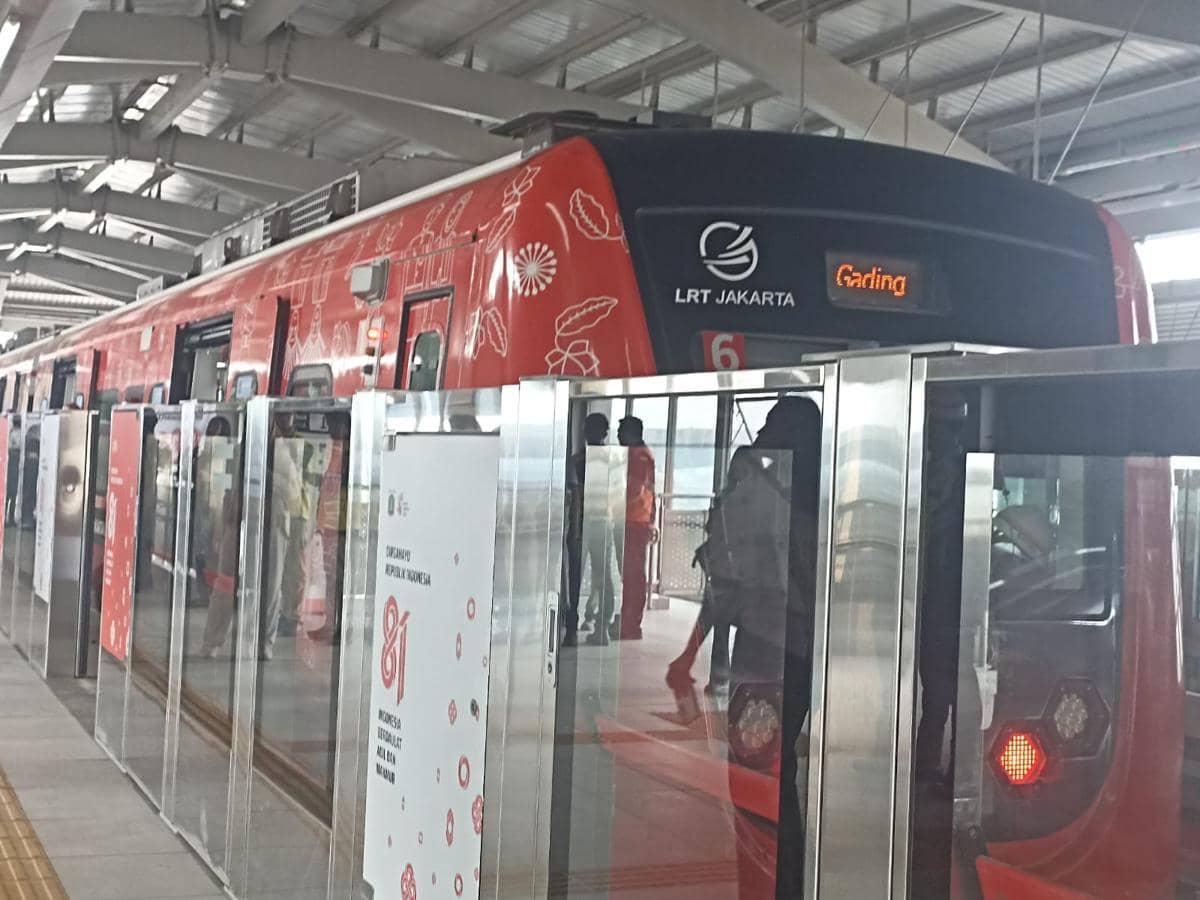 LRT Jakarta Manggarai Velodrome, Kamis (13/8/2026).