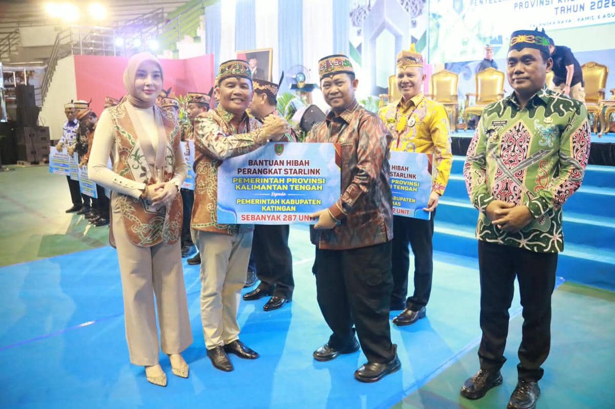 Hibahkan Starlink, Gubernur Kalteng Percepat Pemerataan Akses Internet