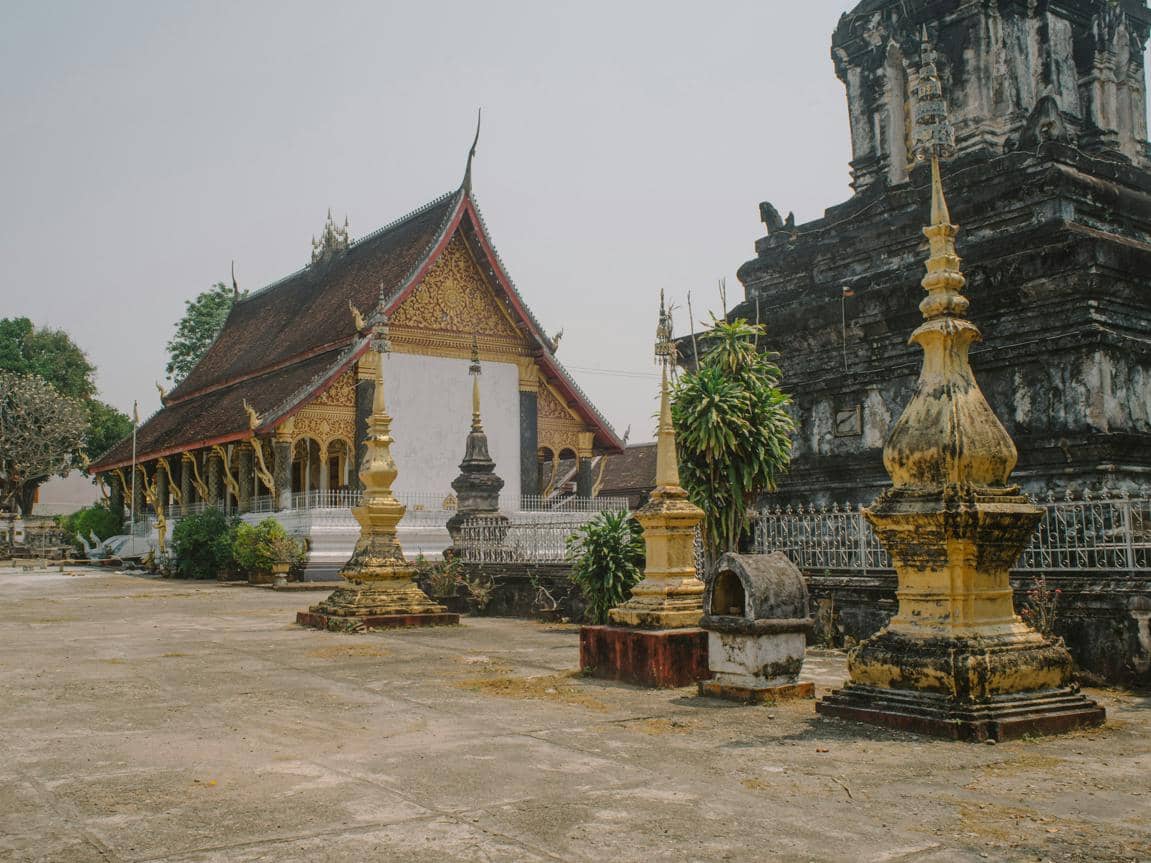 ilustrasi salah satu kuil di Luang Prabang