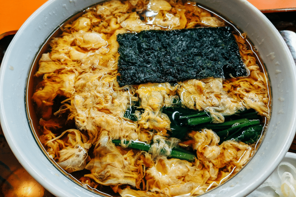 ilustrasi sajian kakitama udon