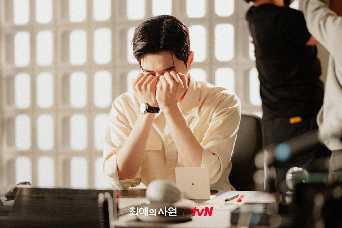 3 Soft Spot Kang Ha Gi di My Bias, My Boss, Suka Makanan Manis!