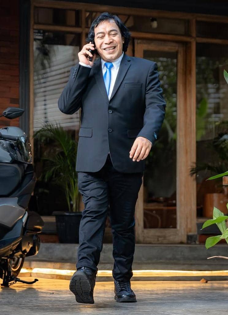 potret Komeng