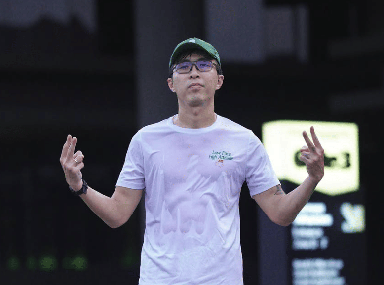 dr. Tirta Cerita Alasan Kurangi Main Sosmed, Mulanya Debat sama Netizen